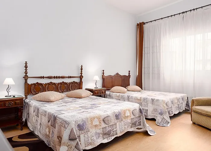 Almada Guest House