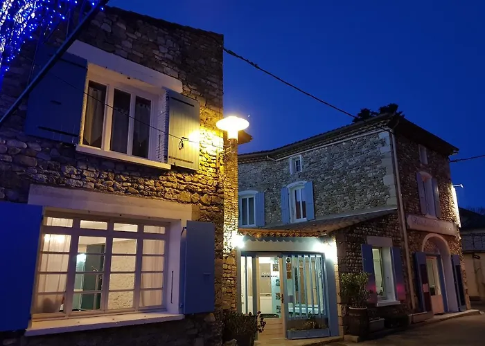 Hotel Les Voyageurs à Charols