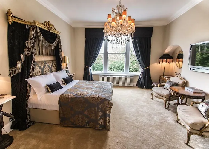 Forty Winks Guest House & Residence Durham